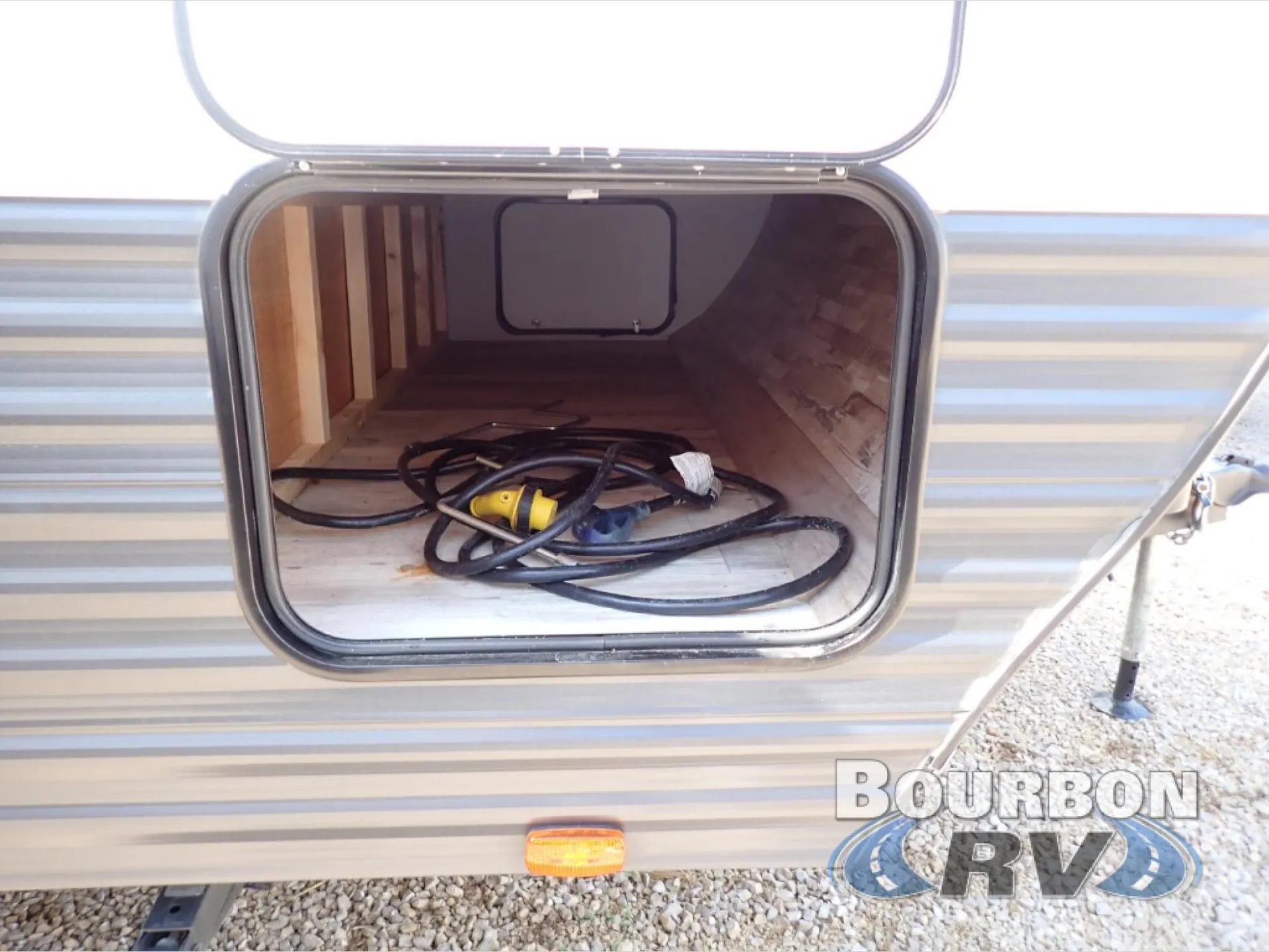 2024 Gulf Stream Ameri-Lite Ultra-Lite 274QB - Photo 4