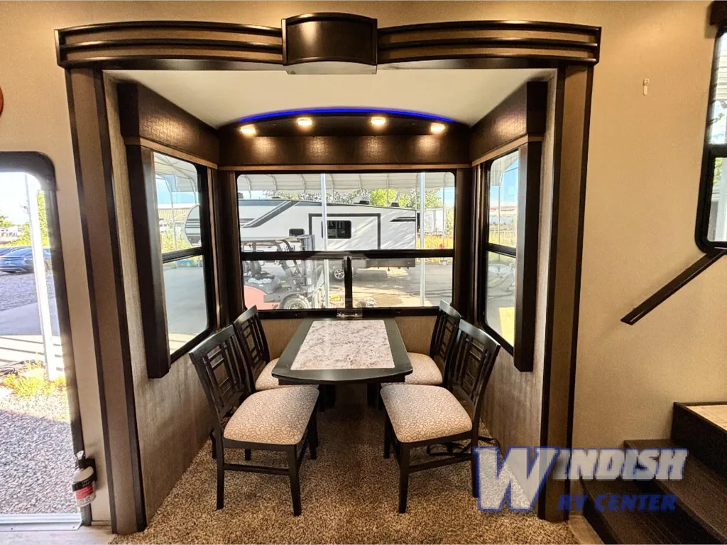 2018 Grand Design Momentum 376TH, Photos photo 9