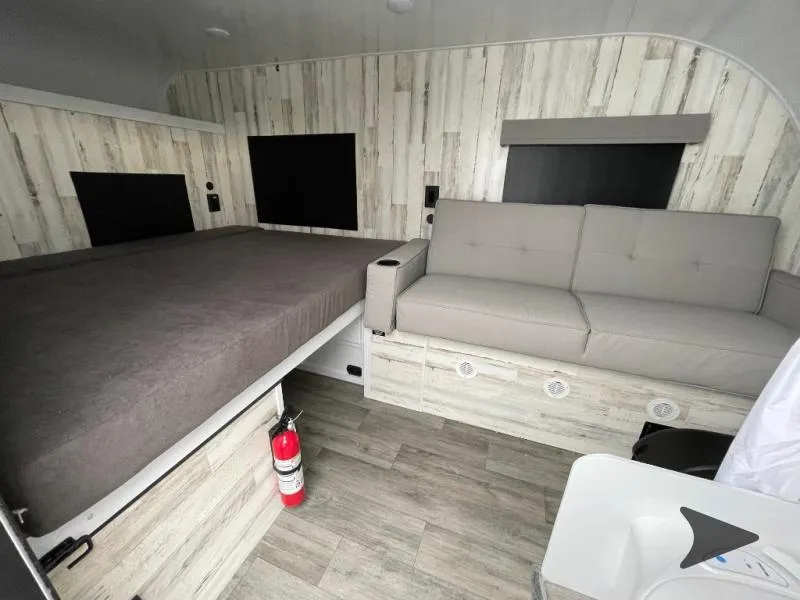 2026 Wayfinder RV GO BEYOND LTD 1300RK - Photo 2