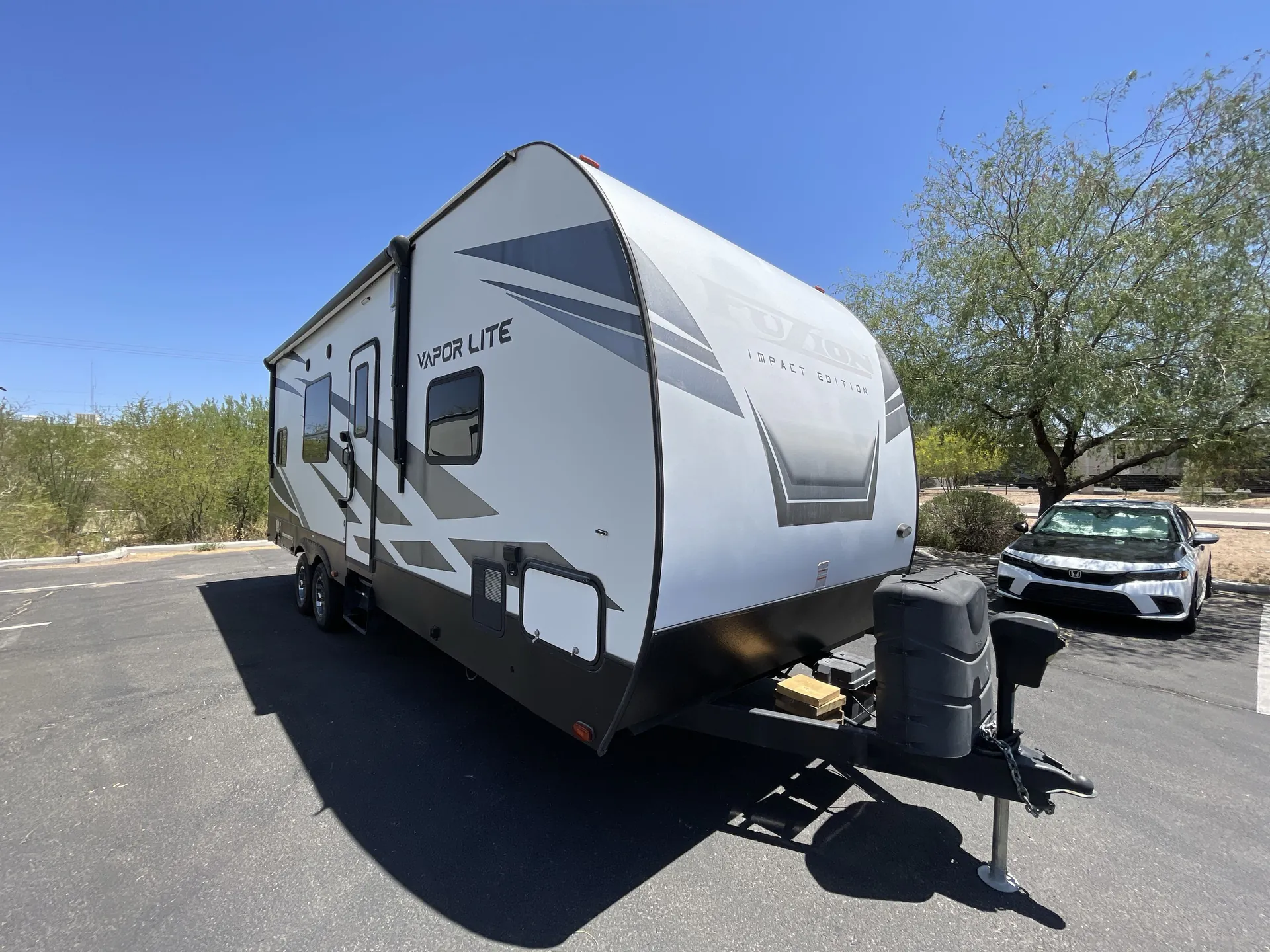 2021 Keystone Impact Vapor Lite 26V - Photo 2