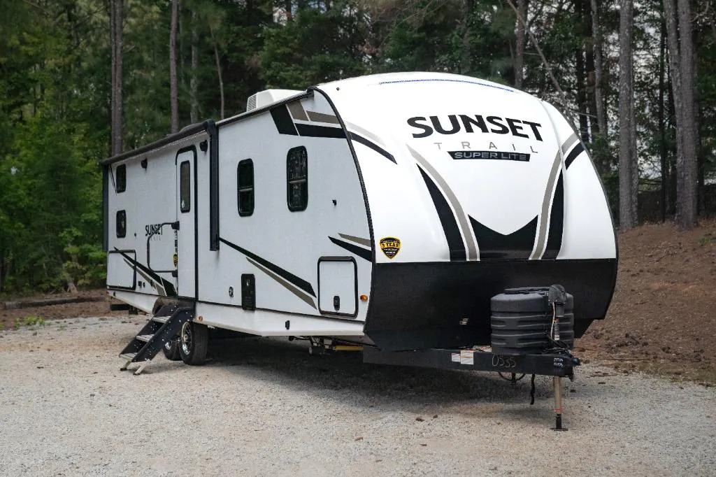 2024 CrossRoads Sunset Trail Super Lite 299QB - Photo 2