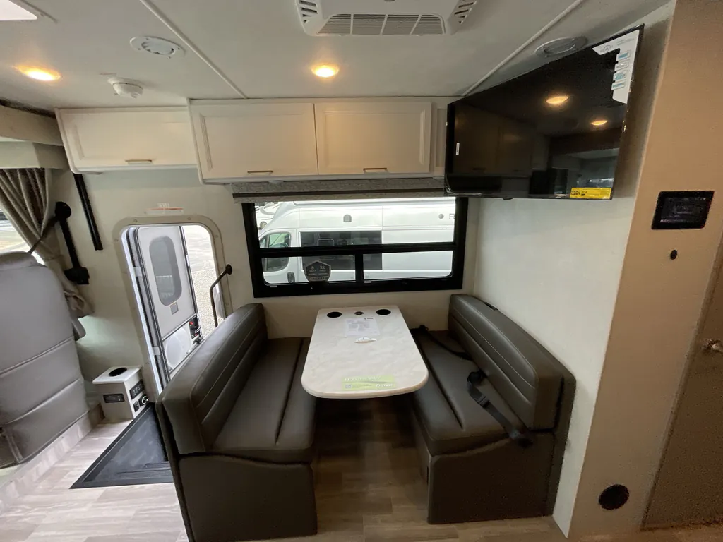 2026 Thor Motor Coach Windsport 29L, Photos photo 14