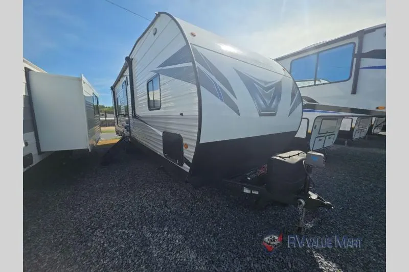 2022 Forest River Vengeance Rogue 26V - Photo 2