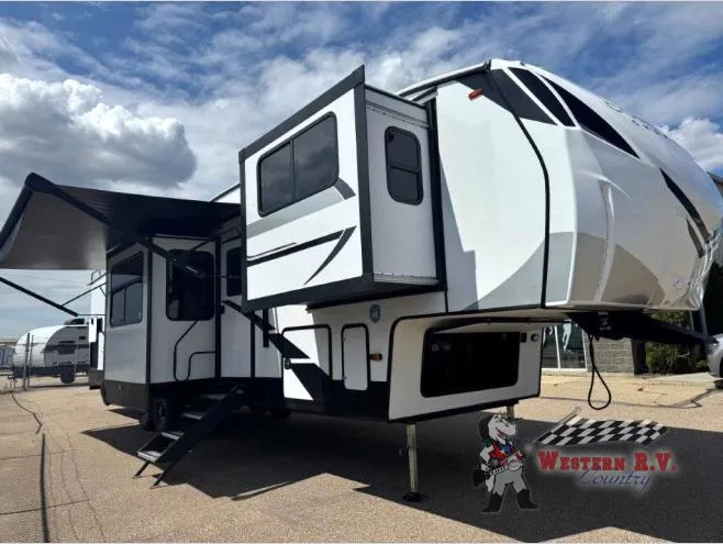 2026 Coachmen Chaparral 334FL - Photo 2