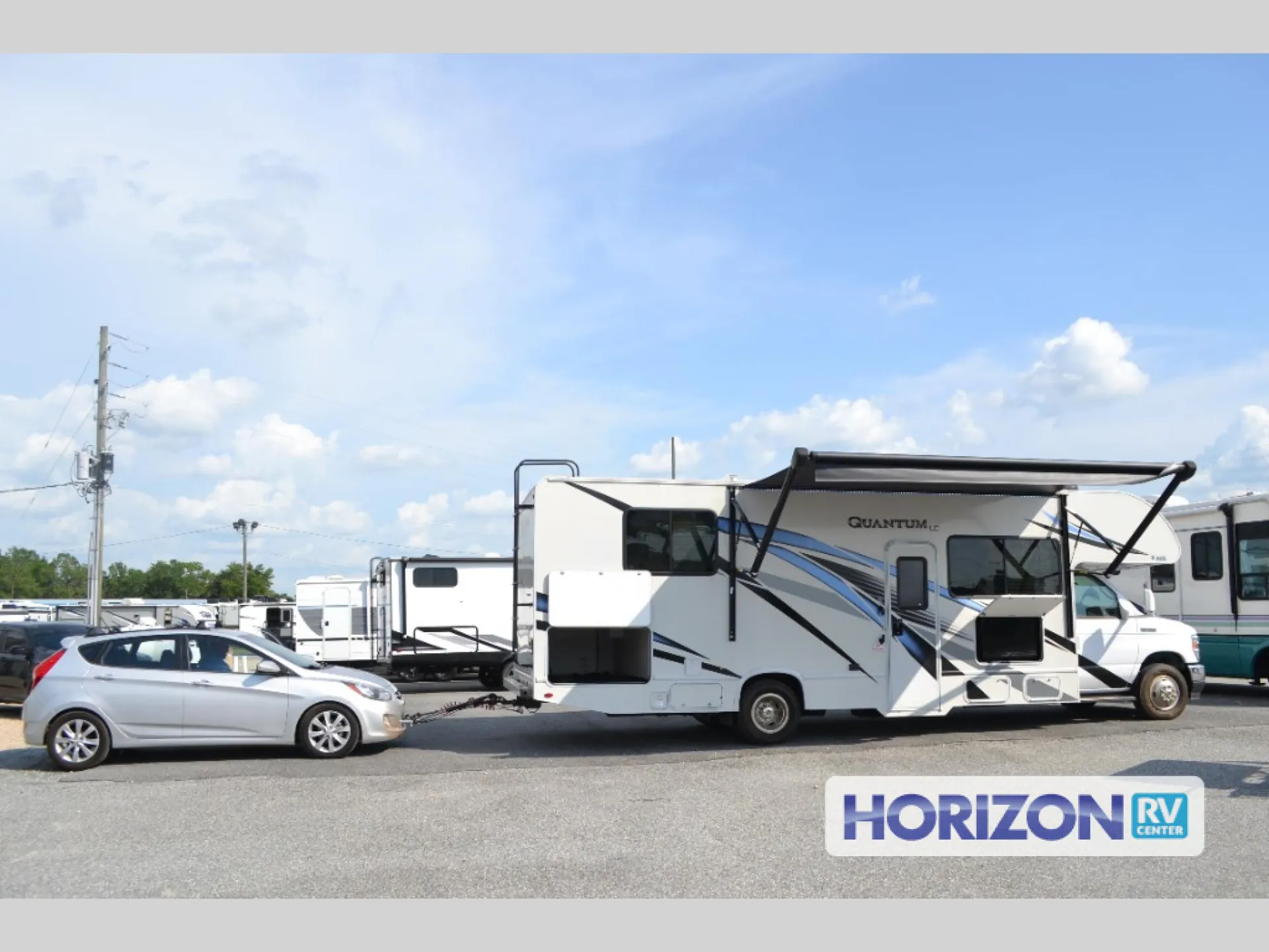 2023 Thor Motor Coach Quantum LC LC28 - Photo 3