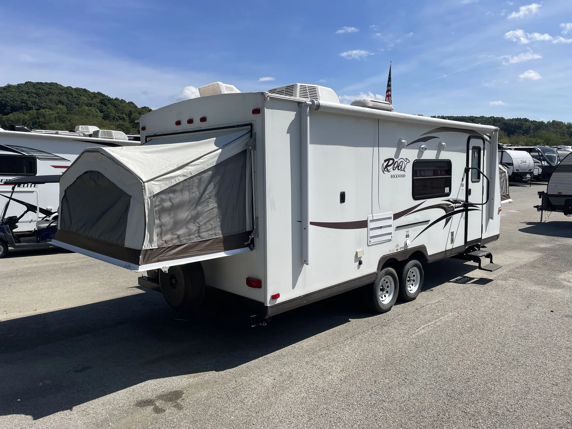 2015 Forest River Rockwood Roo 23SS — campside