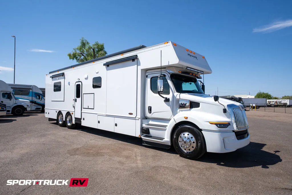 2024 Renegade RV Classic 45CME - Photo 2