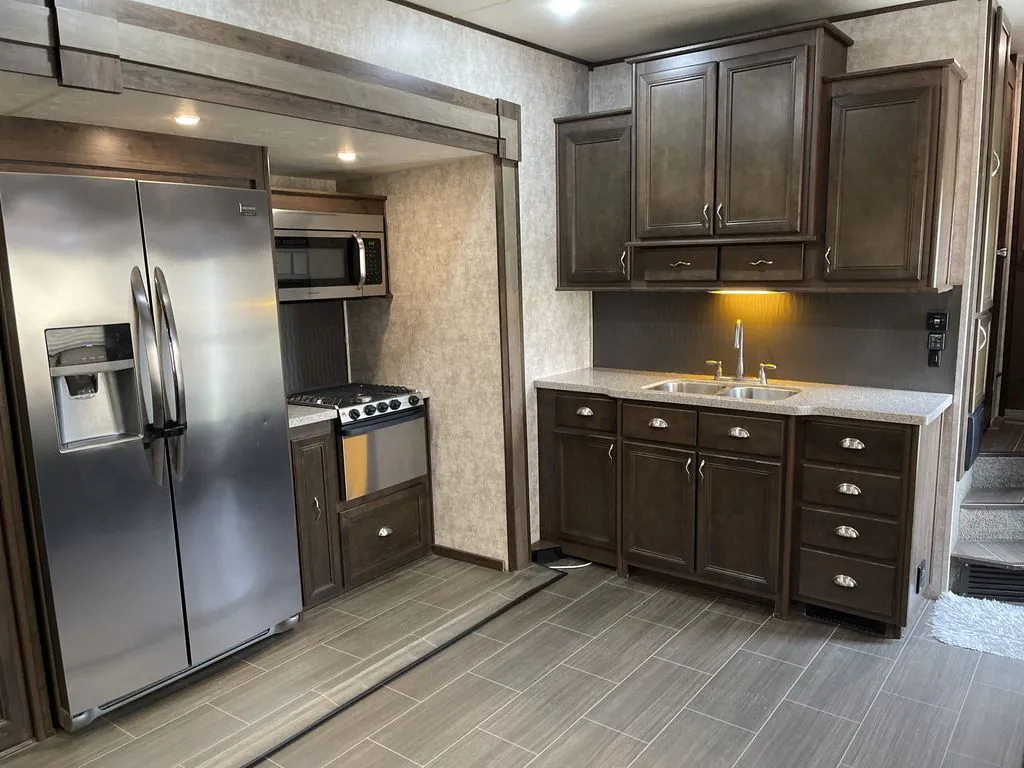 2017 Highland Ridge Mesa Ridge MF348RLS - Photo 4