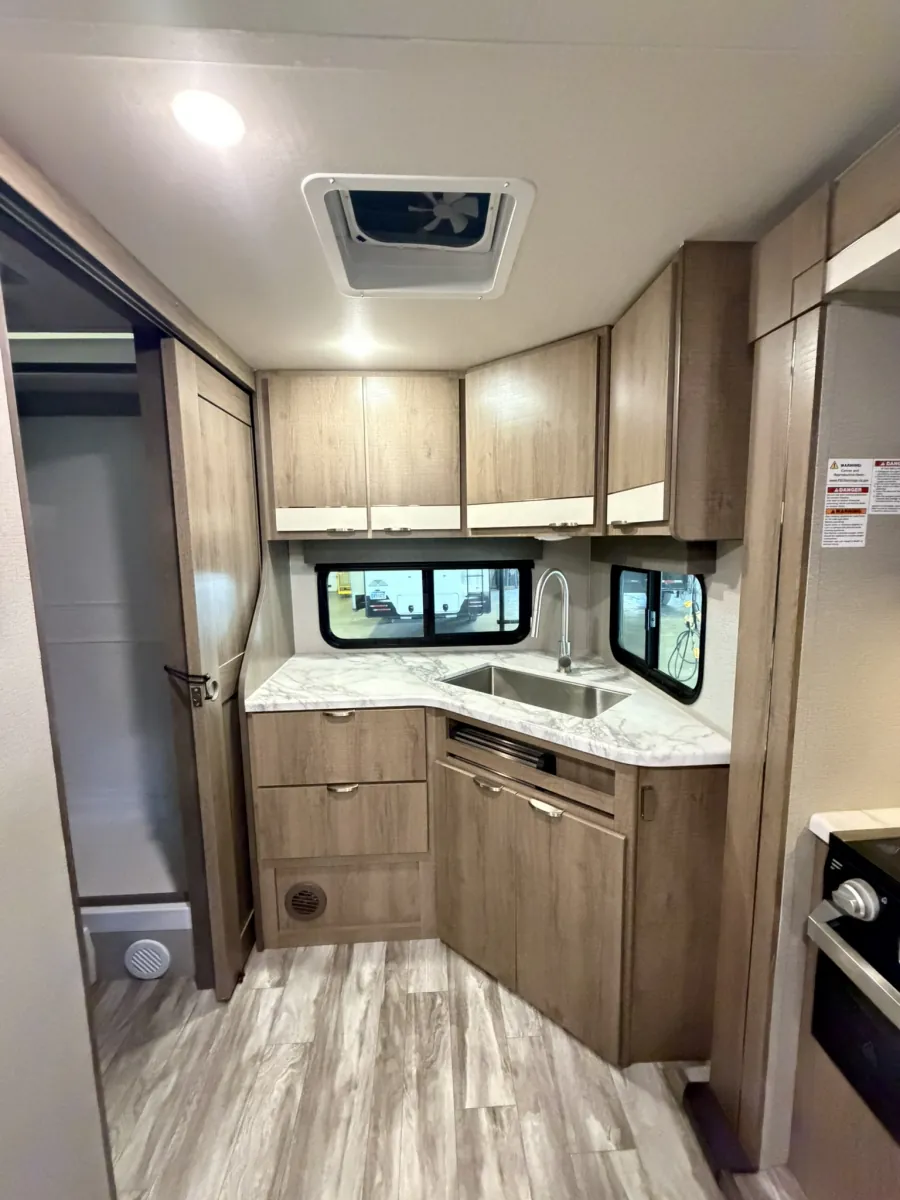 2021 Grand Design Imagine XLS 22MLE, Photos photo 25