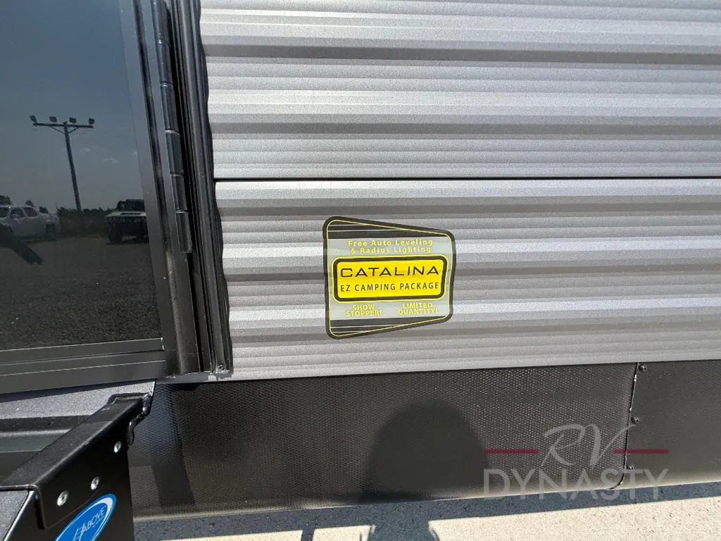 2026 Coachmen Catalina Legacy Edition 273DBHCK, Photos photo 27