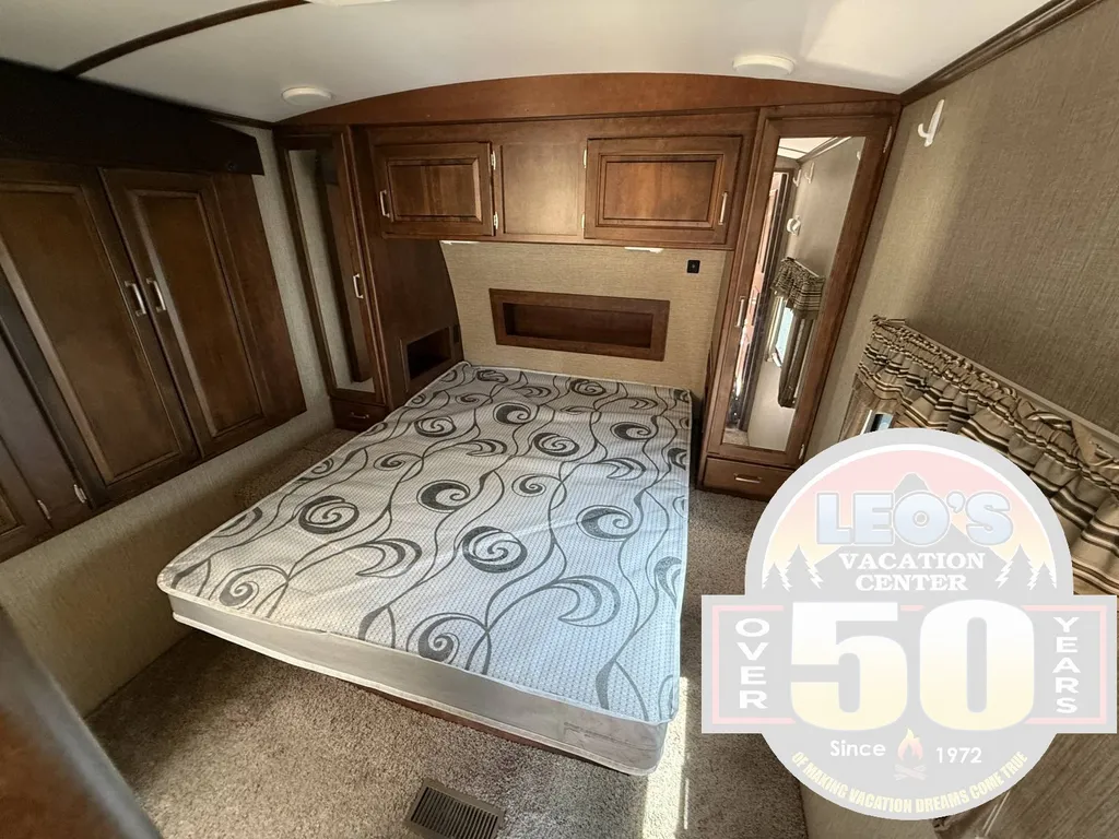 2016 Keystone Outback 298RE, Photos photo 32