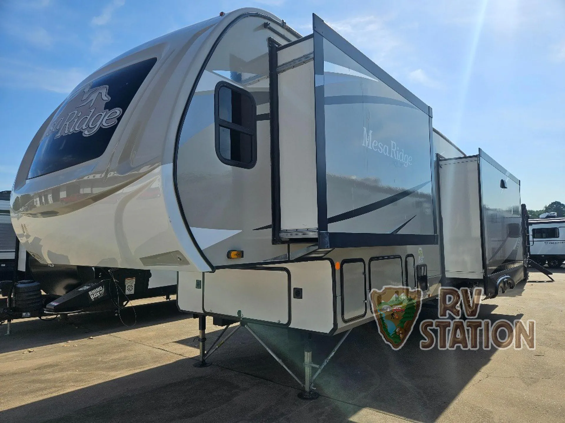 2022 Highland Ridge Mesa Ridge XLT 294RLS - Photo 3