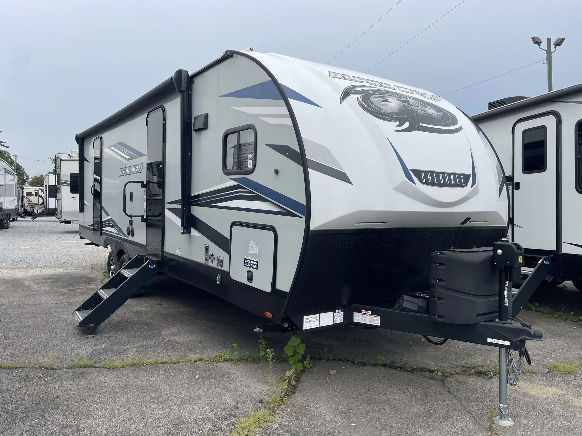 2022 Forest River Cherokee Alpha Wolf 28FK-L dealer photo 1 from Camping World