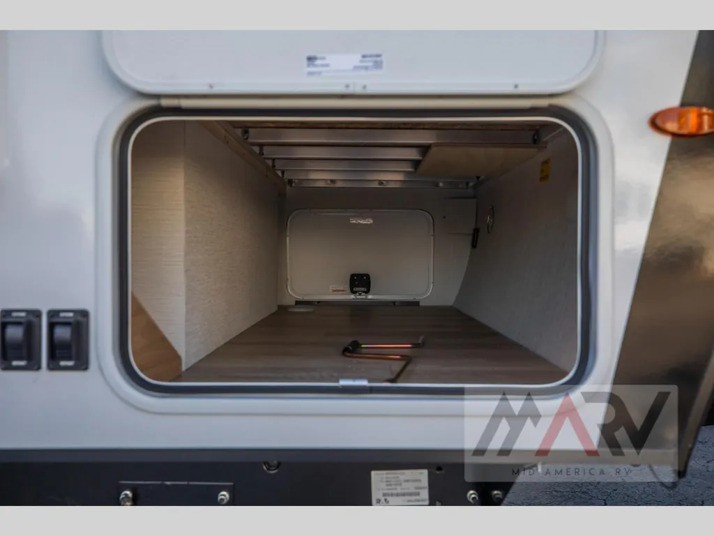 2027 Winnebago Micro Minnie 2108DS, Photos photo 11