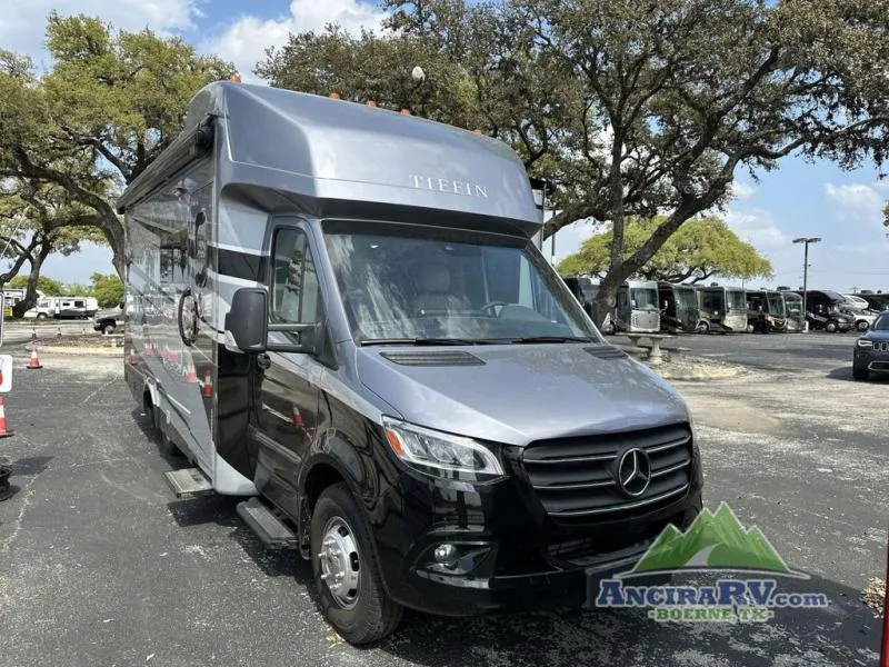 2025 Tiffin Wayfarer 25 XRW - Photo 2