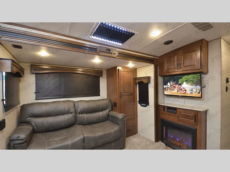 2026 Outdoors RV Black Stone Titanium Series 250RDS - Photo 3