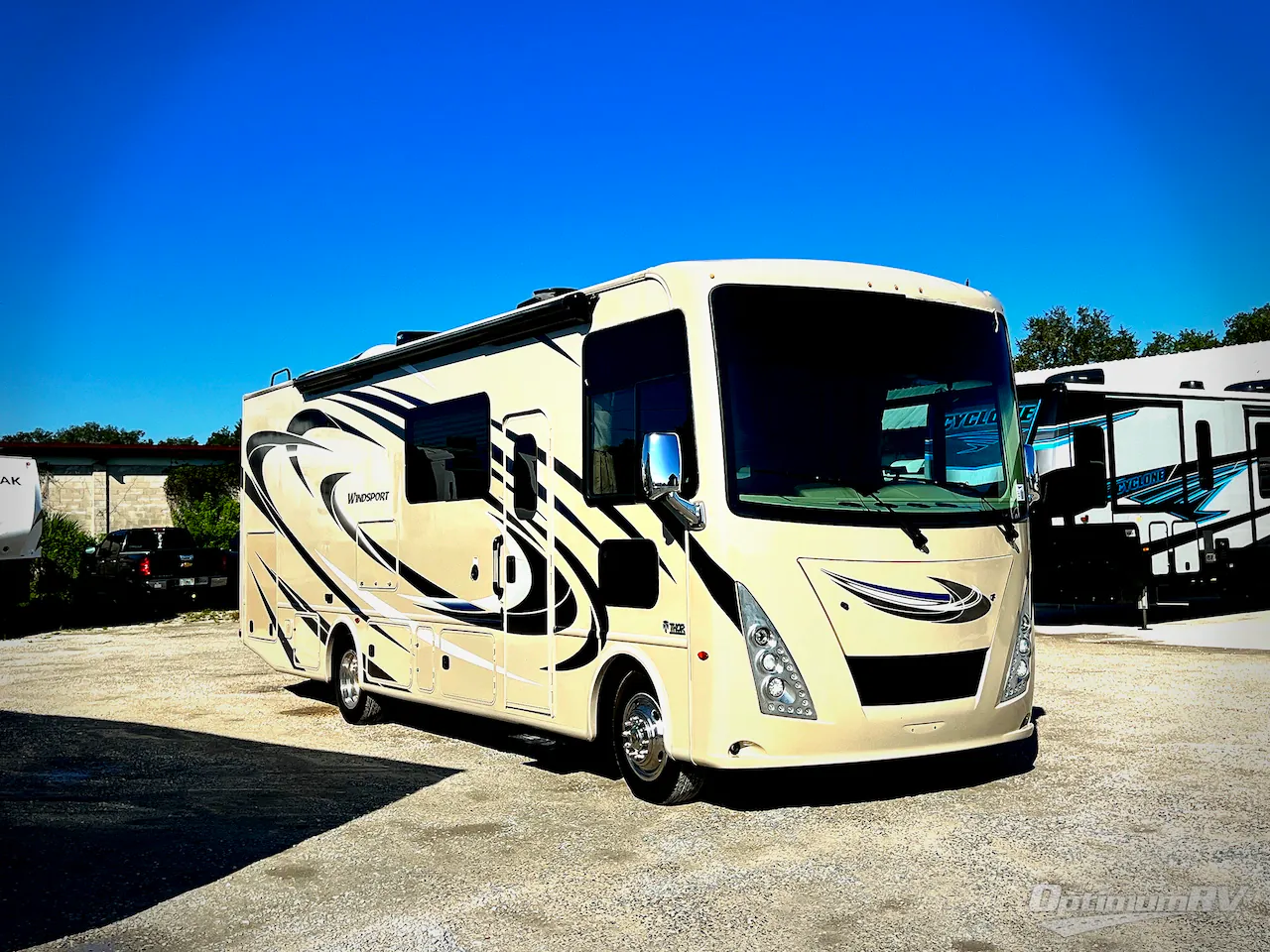 2019 Thor Motor Coach Windsport 29M - Photo 2