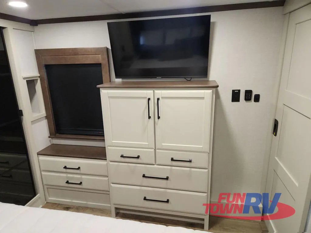 2027 Forest River RiverStone 44DBL, Photos photo 32