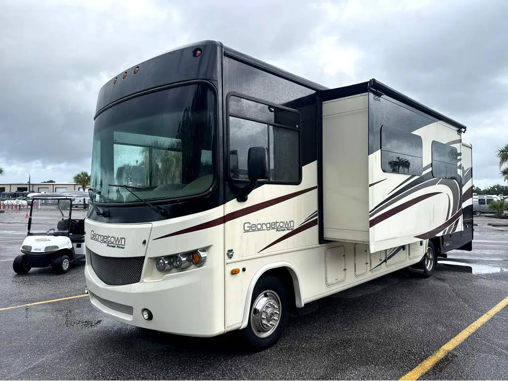 2016 Forest River Georgetown 328TS - Photo 3