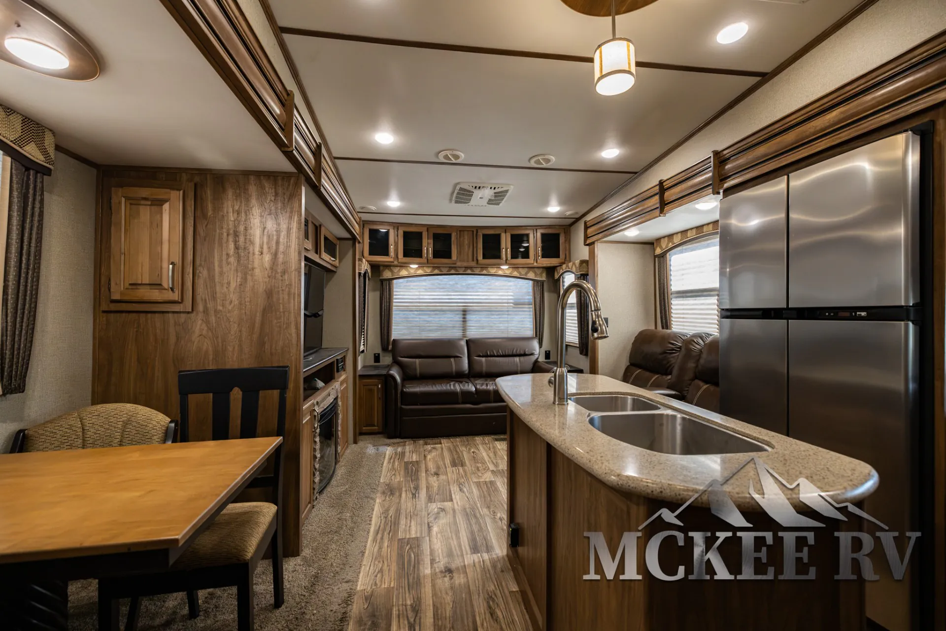 2018 Keystone Laredo 380MB - Photo 3