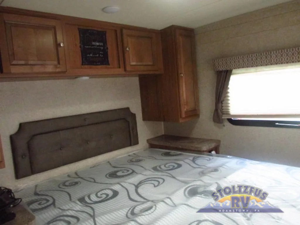 2018 Forest River Flagstaff Micro Lite 25FKS, Photos photo 15