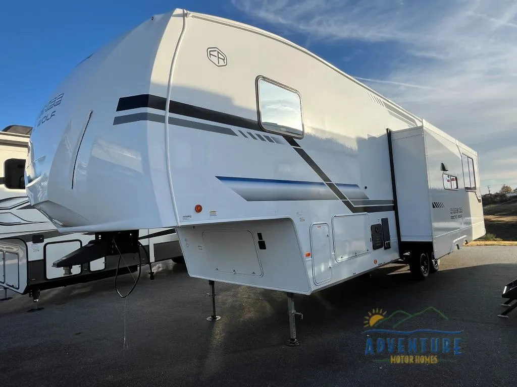 2026 Forest River Cherokee Arctic Wolf 289PANO - Photo 2