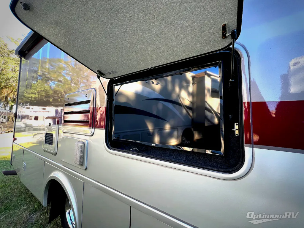 2020 Tiffin Wayfarer 25 RW, Photos photo 4