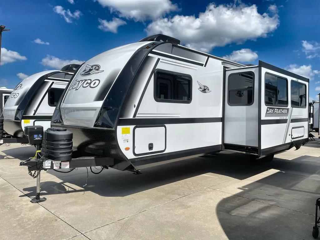 2027 Jayco Jay Feather 29BHB, Photos photo 8