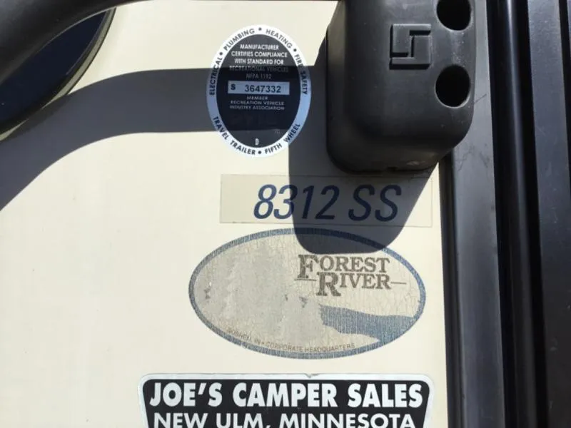 2015 Forest River RV Rockwood Signature Ultra Lite 8312SS - Photo 4